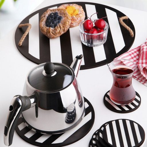 Sada podnosu a podtácků, černá a bílá