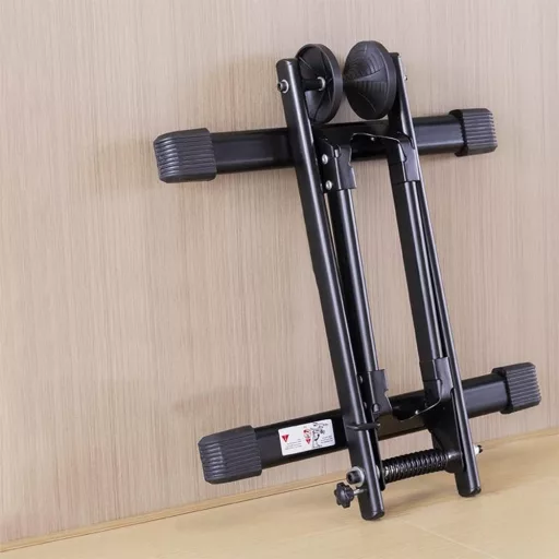 Skládací stojan na skladování kol