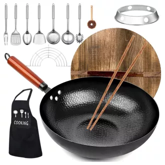 Wok pánev s kuchyňskými doplňky