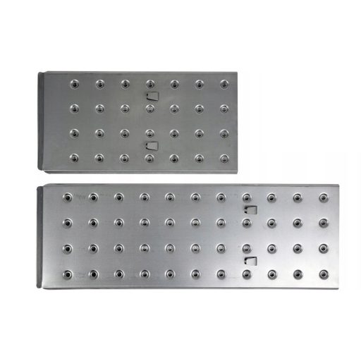 Protiskluzová ocelová deska pro sklopný žebřík