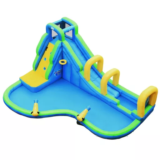 Nafukovací vodní park s vodními pistolemi
