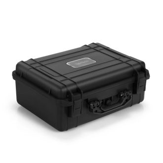 Vodotěsný kufr s řezatelnou pěnou