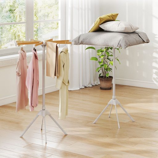 Skládací sušák s ramínky